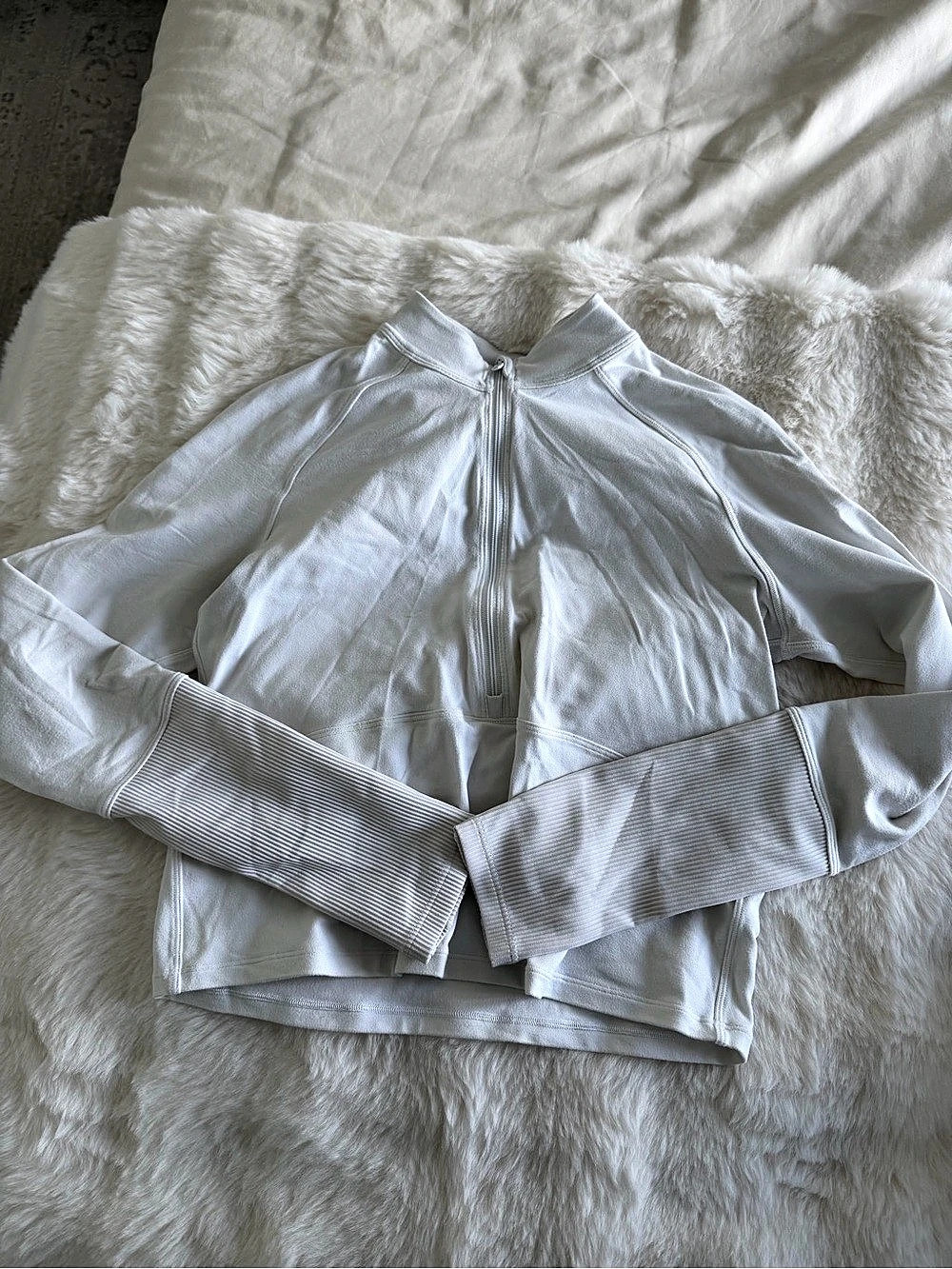 Lululemon Half Zip cropped Long Sleeve
